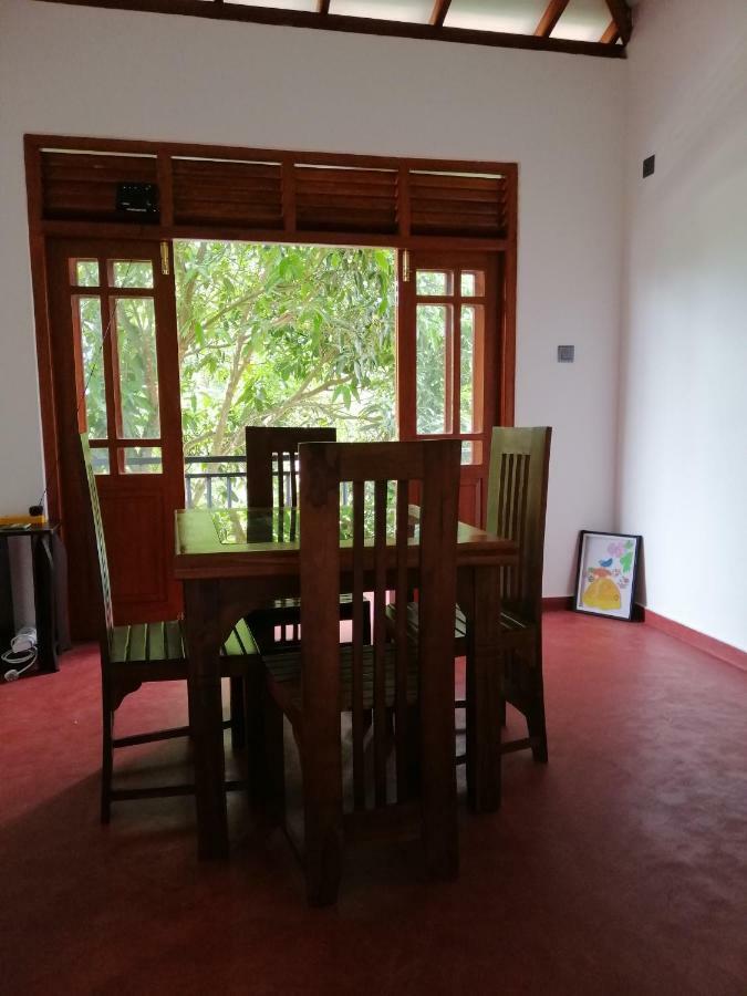 Top Mount Villa Хиккадува Экстерьер фото