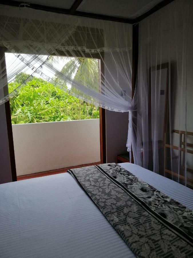 Top Mount Villa Хиккадува Экстерьер фото